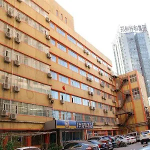 7天连锁酒店郑州火车站二马路店 酒店